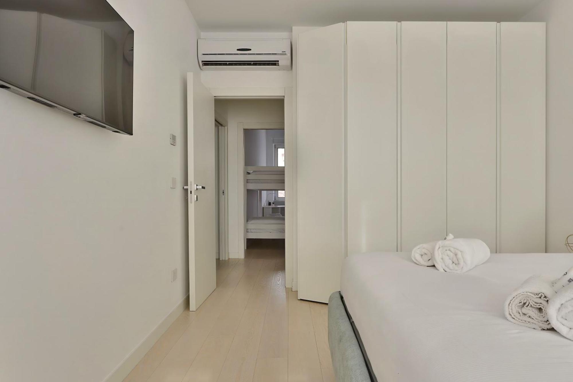Joivy Splendid Flat Near The Duomo Apartment Milan